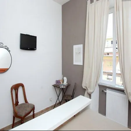 プラティン ヴァチカン 3*